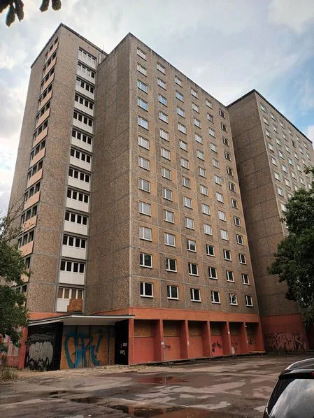 Hochhaus-Richard-Paulickstr